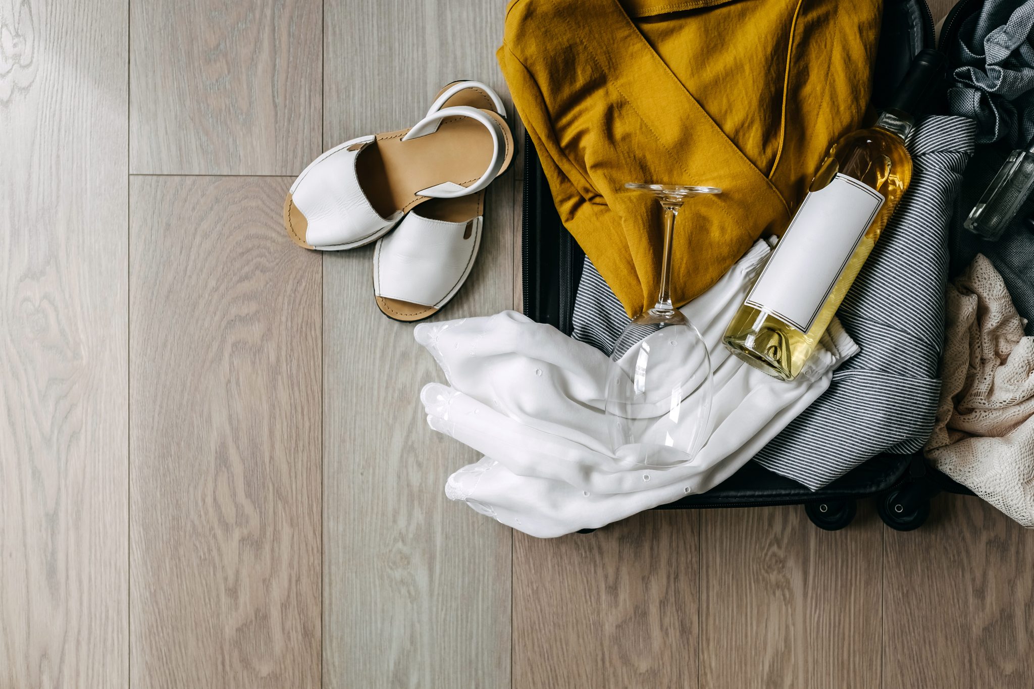 The Dos and Don'ts of Bringing Alcohol on a Flight