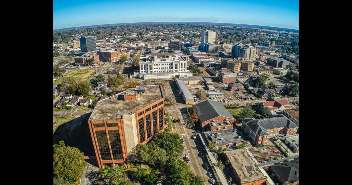 Cheap Flights to Lafayette, Louisiana (LA) from 166